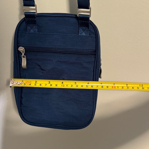 Baggallini Women's Blue Solid Front Slip Pocket Travel Crossbody Bags One Size - Picture 8 of 8